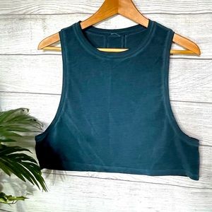 Lululemon Muscle Love crop tank